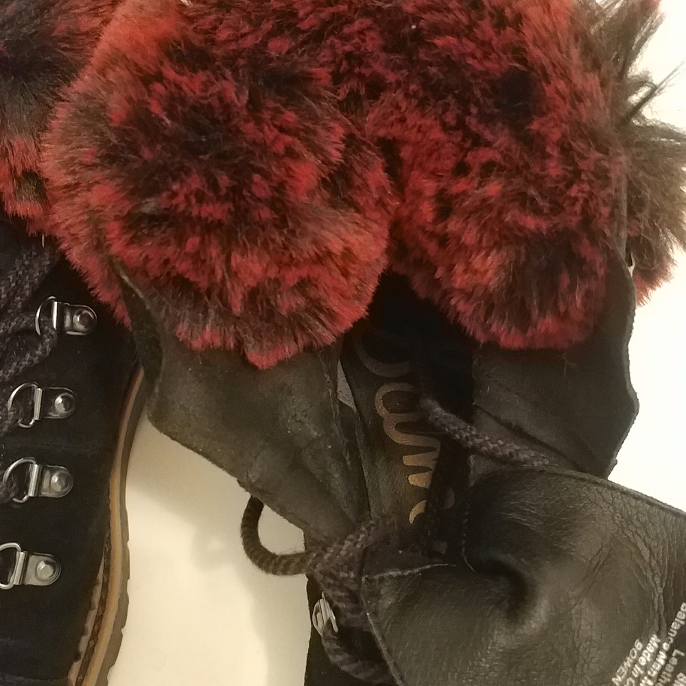 Boots - Picture 4 of 6